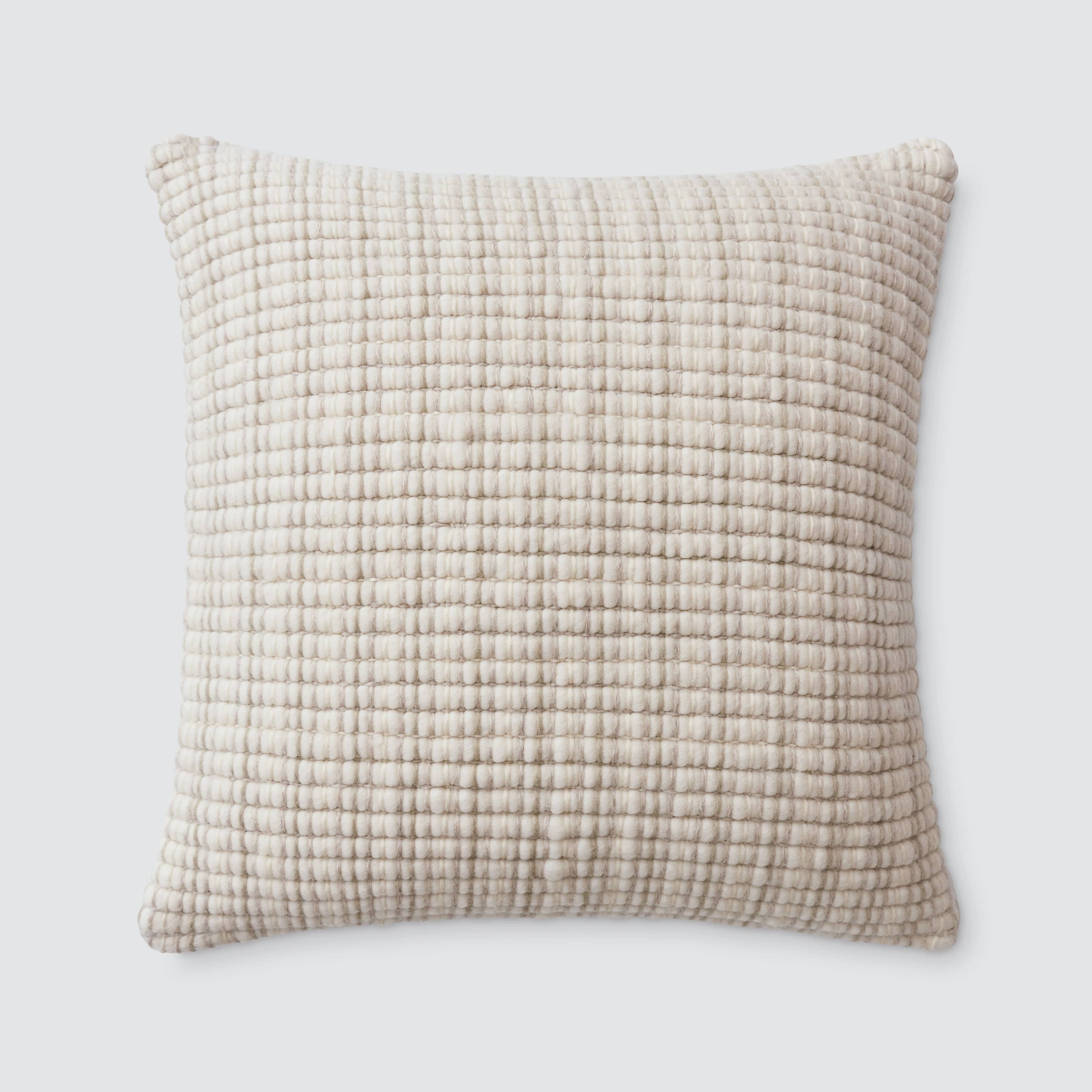 Ocaso Pillow