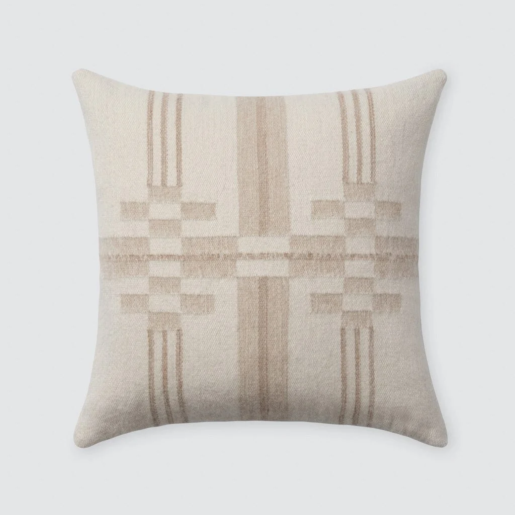 Vera Pillow